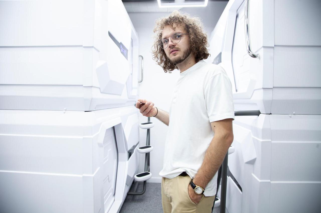Av-1 Capsule Hotel 키예프 외부 사진