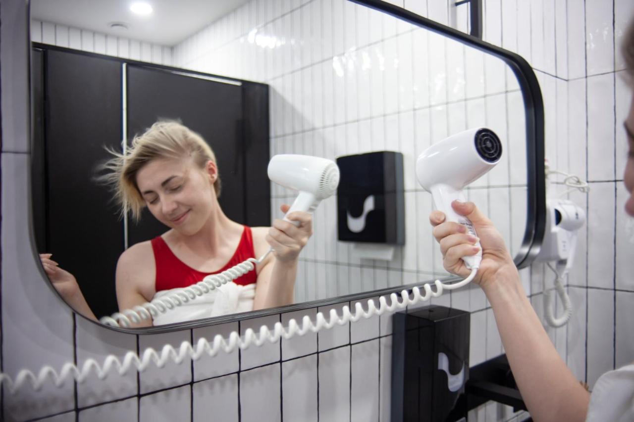 Av-1 Capsule Hotel 키예프 외부 사진