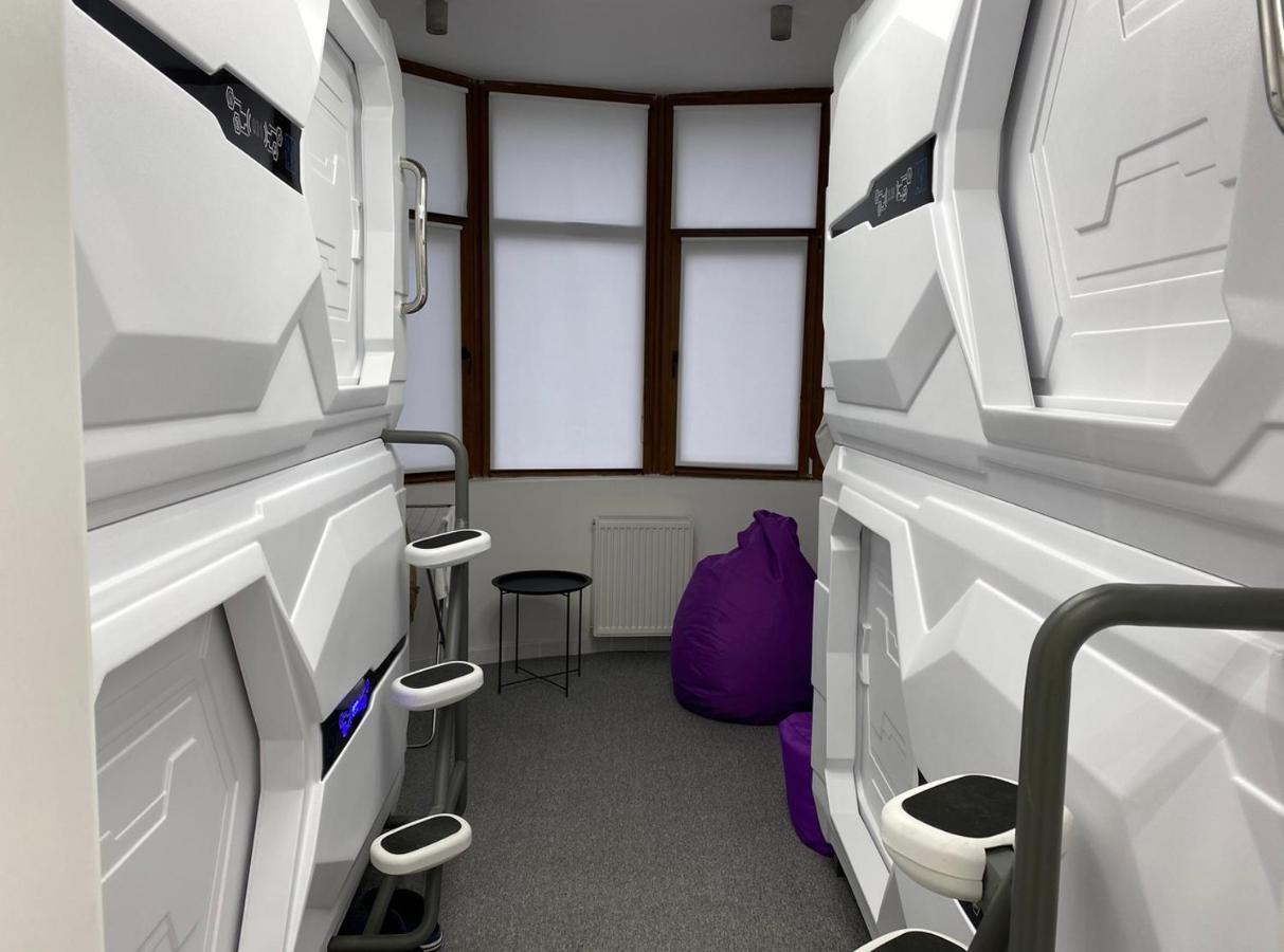 Av-1 Capsule Hotel 키예프 외부 사진