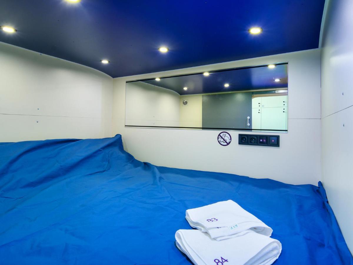 Av-1 Capsule Hotel 키예프 외부 사진
