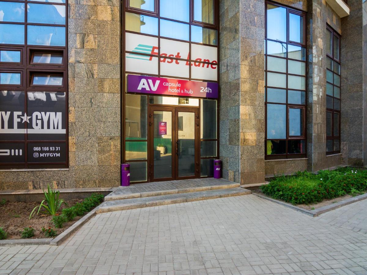Av-1 Capsule Hotel 키예프 외부 사진