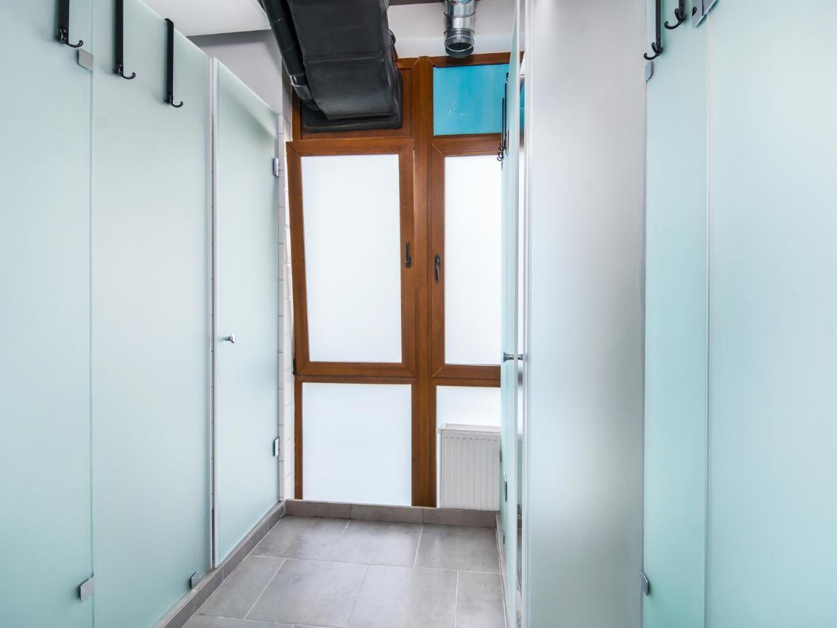 Av-1 Capsule Hotel 키예프 외부 사진